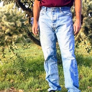 Levi 501 jeans,  Button Down Fly